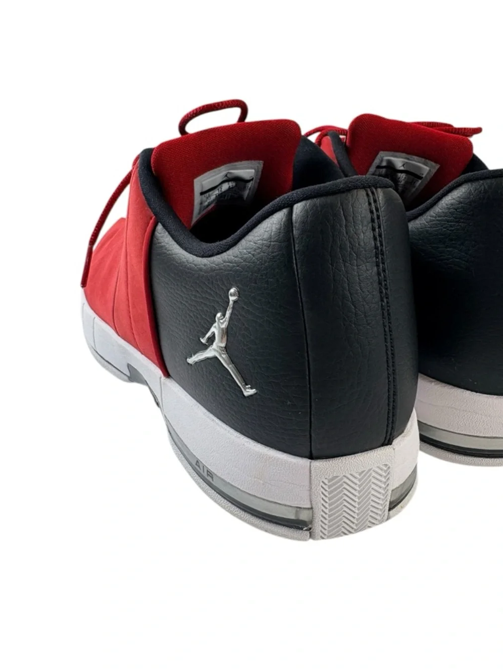 Nike Air Jordan Team Elite Low Red Black Sneakers Size 13 US Men’s Streetwear